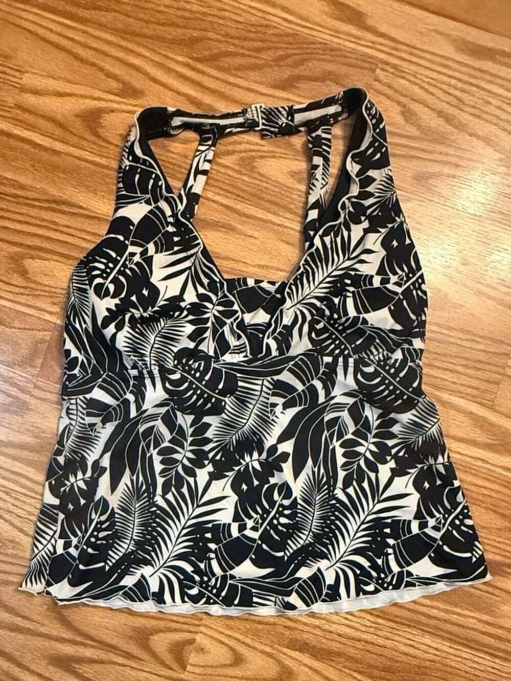 Swim 365 Women's Black and White Tropical Leaf Print Halter Tankini Swim Top